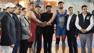 ऑल इंडिया सिविल सर्विसेज कुश्ती प्रतियोगिता : सुंदरनगर के जितेन्द्र चौहान ने जीता सिल्वर मेडल
