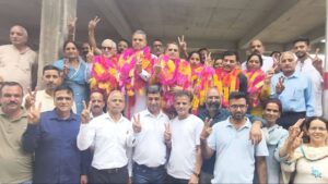 Mandi News – पुष्पा देवी बनीं नगर परिषद सरकाघाट की अध्यक्ष, लाल सिंह निर्वाचित उपाध्यक्ष